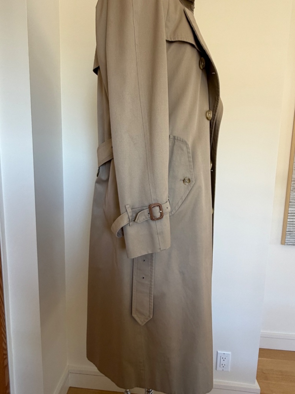 BURRYBERRY TRENCH COAT - Picture 4 of 14